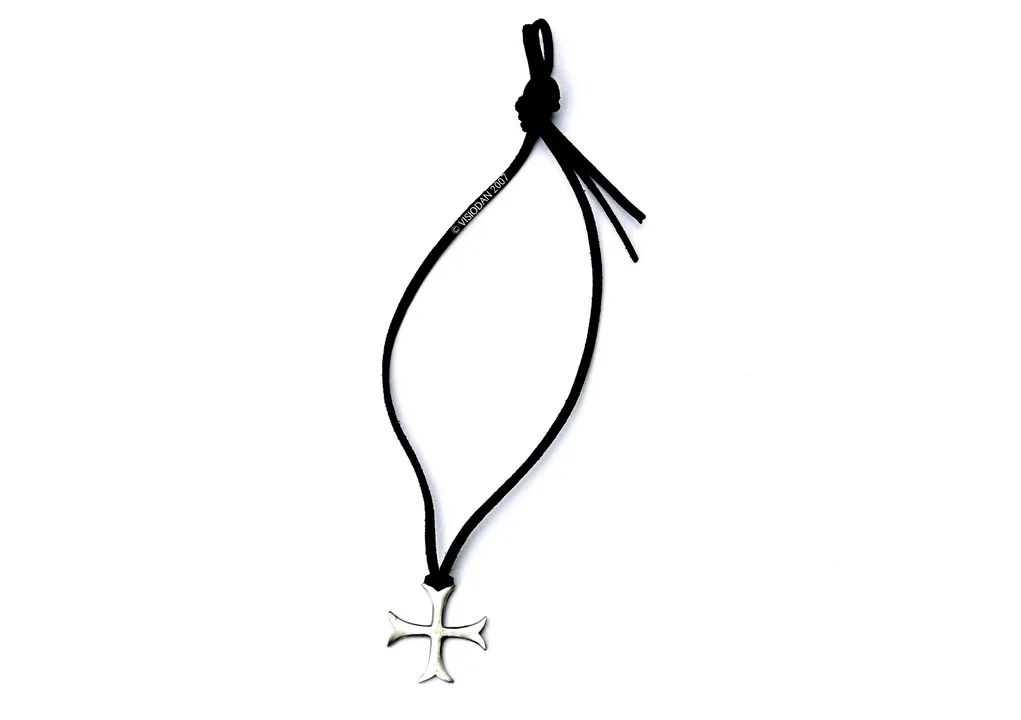 Templer-Kreuz, Schmuckanhänger mit Lederband - Bild 1